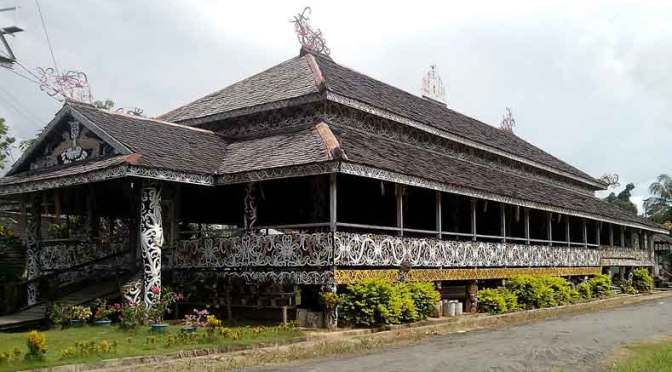 Rumah Lamin Kalimantan Timur