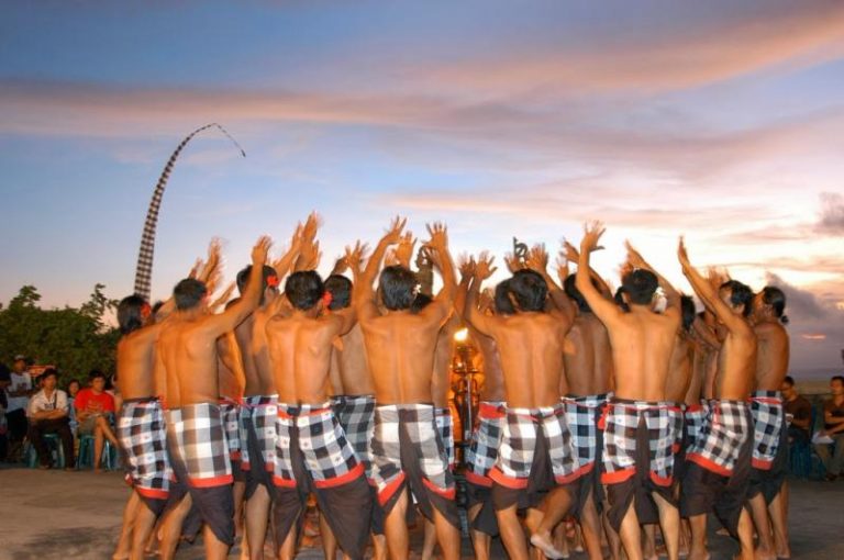 Tari Kecak Dari Bali