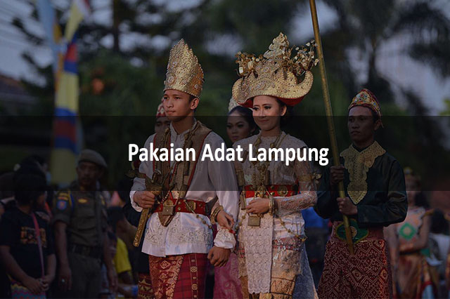 Pakaian Adat Lampung