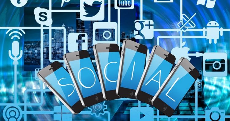 Iklan Tentang Gadget Dan Media Sosial
