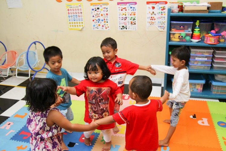 Jasa Layanan Penitipan Anak