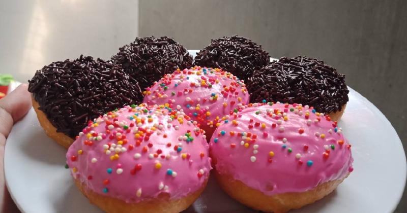 Glazed Donat Yang Enak Dan Pastinya Anti Gagal