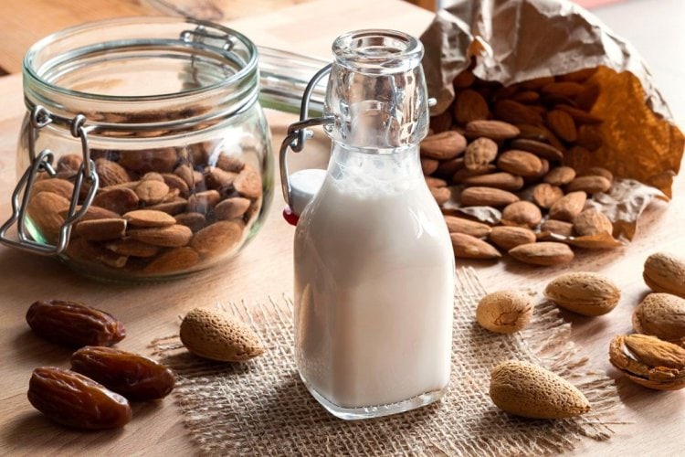 Resep Dates Almond Milk