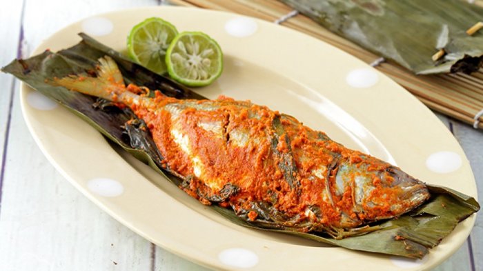 4+ Resep Pepes Ikan Enak Dan Mudah Cara Memasaknya - RomaDecade