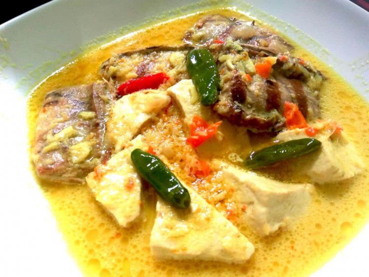 Resep Tuna Bumbu Kuning